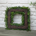 Faux Boxwood Wreath 18"