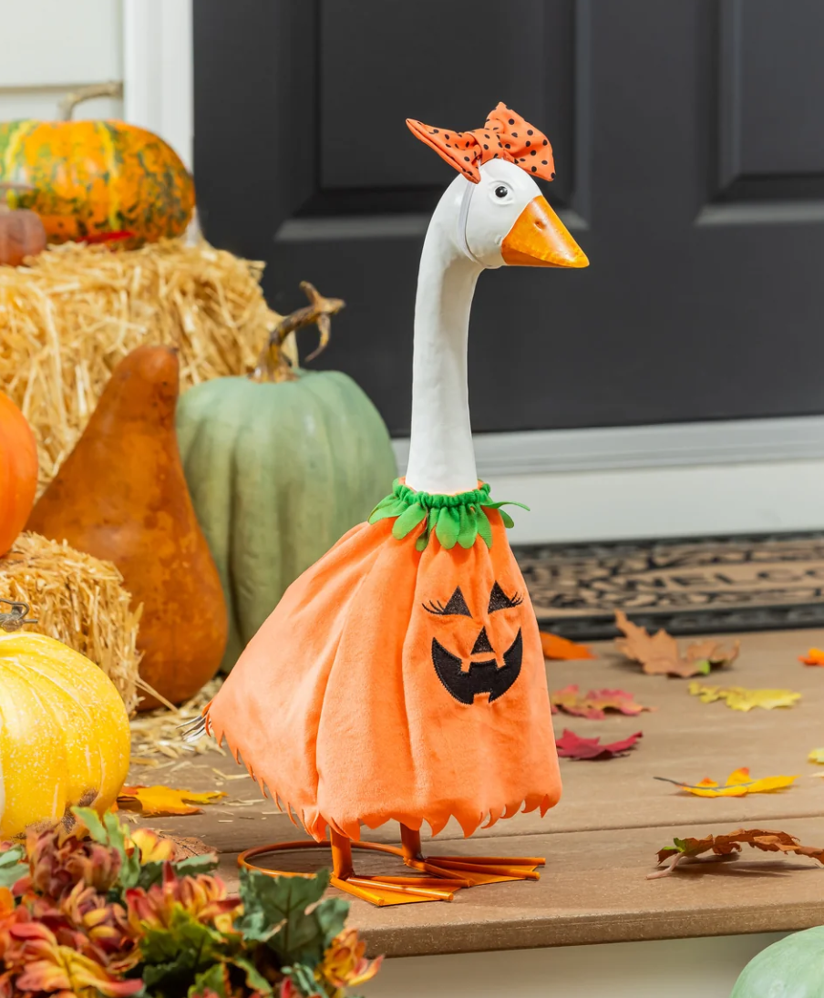 Giddy the Goose Outfit, Pumpkin Poncho