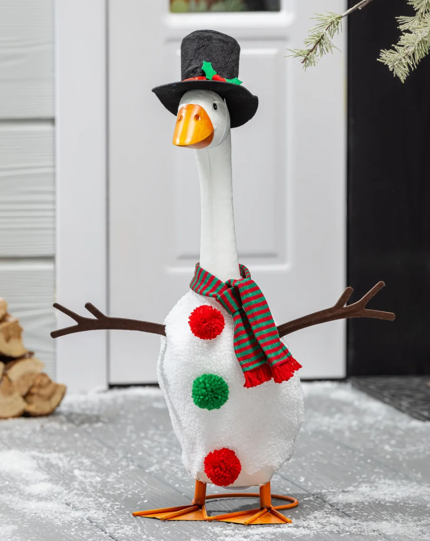 Giddy the Goose Outfit, Snowman